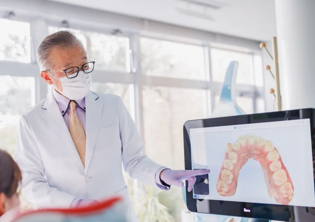 「歯が動くシミュレーション」をその場で確認